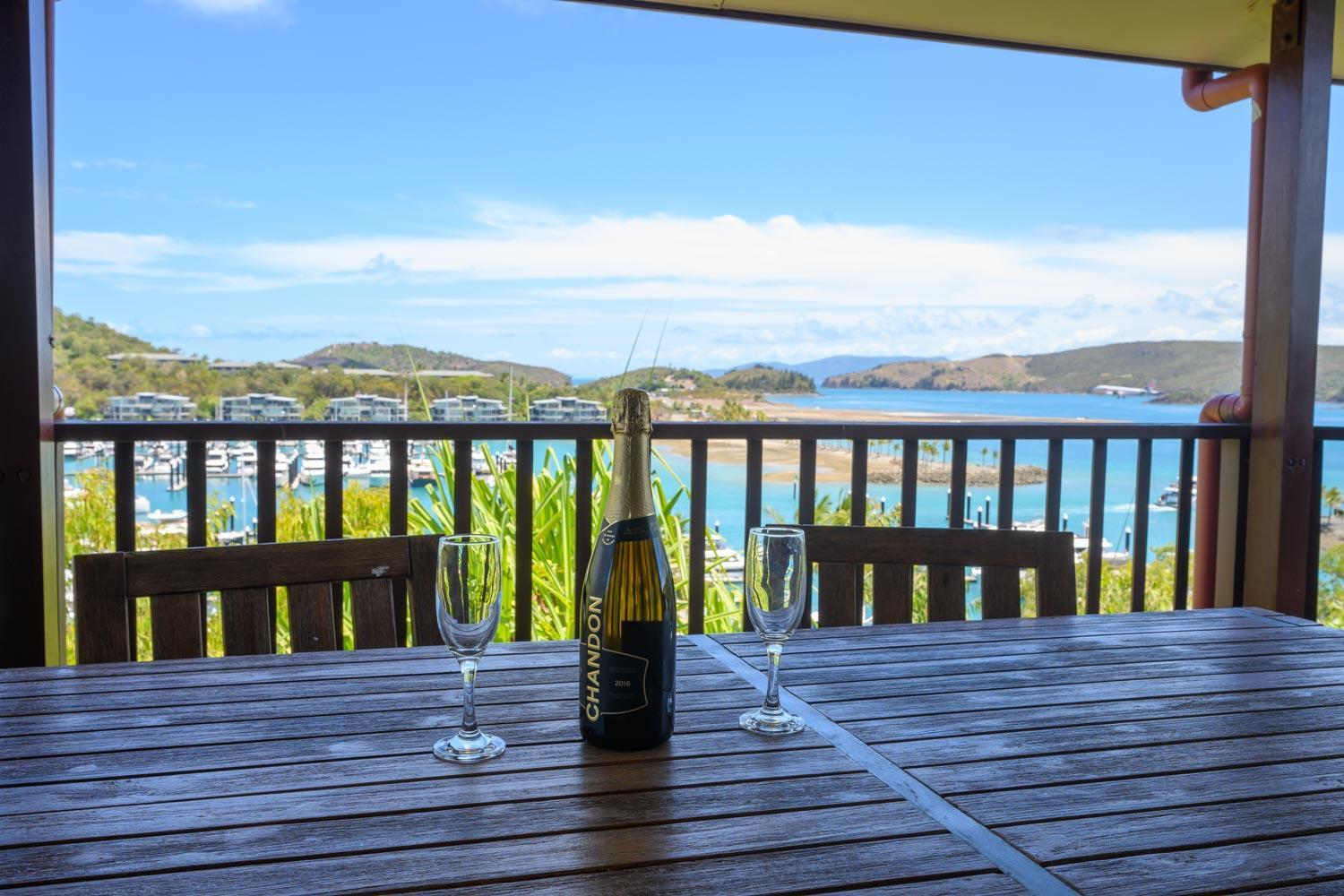 Casuarina Cove Apartments Hamilton Island Eksteriør billede