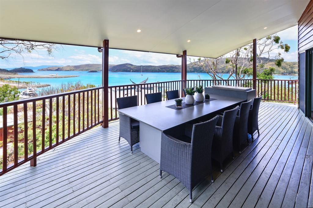 Casuarina Cove Apartments Hamilton Island Eksteriør billede